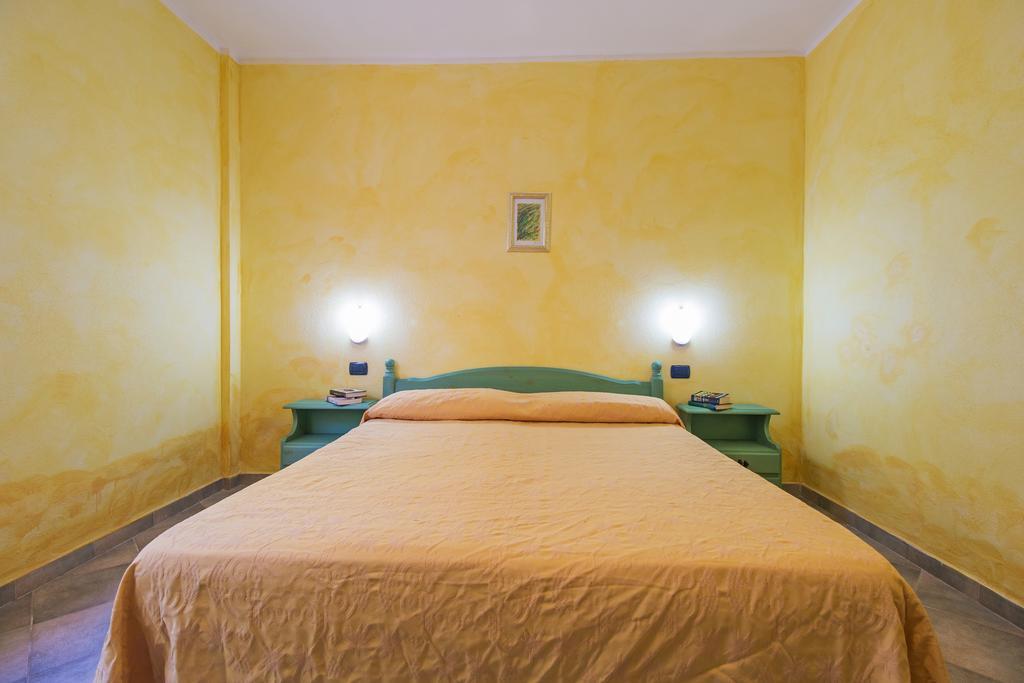 Albergo Residenziale Gli Ontani Cala Liberotto Εξωτερικό φωτογραφία