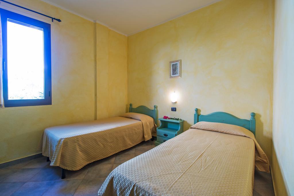 Albergo Residenziale Gli Ontani Cala Liberotto Εξωτερικό φωτογραφία