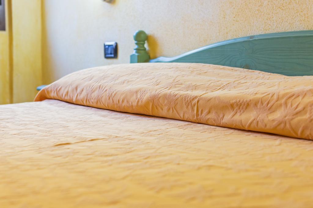 Albergo Residenziale Gli Ontani Cala Liberotto Εξωτερικό φωτογραφία