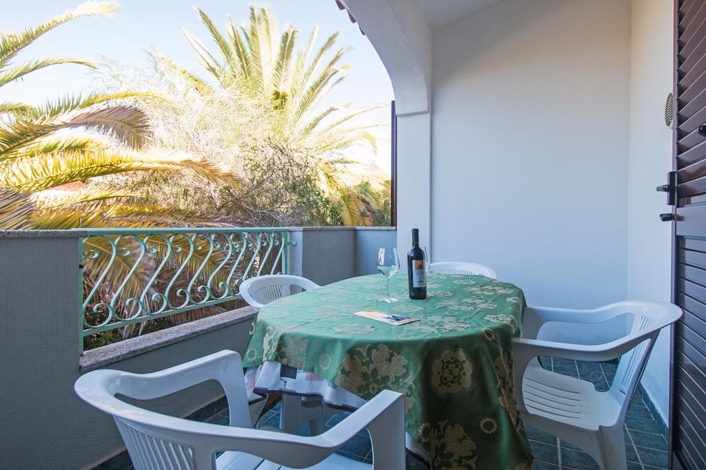 Albergo Residenziale Gli Ontani Cala Liberotto Εξωτερικό φωτογραφία