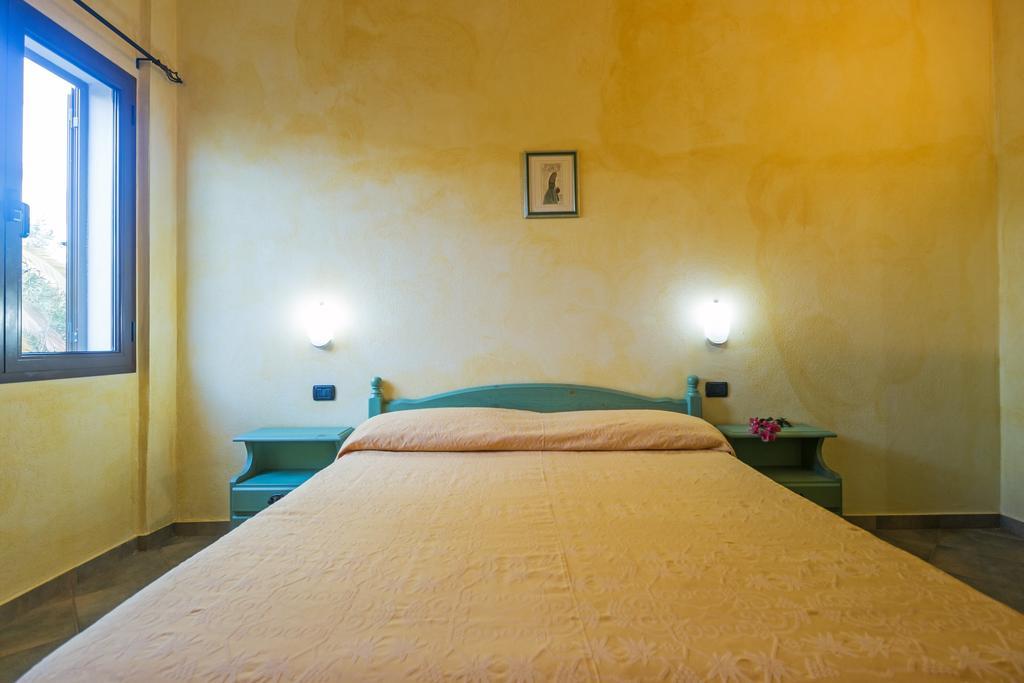 Albergo Residenziale Gli Ontani Cala Liberotto Εξωτερικό φωτογραφία