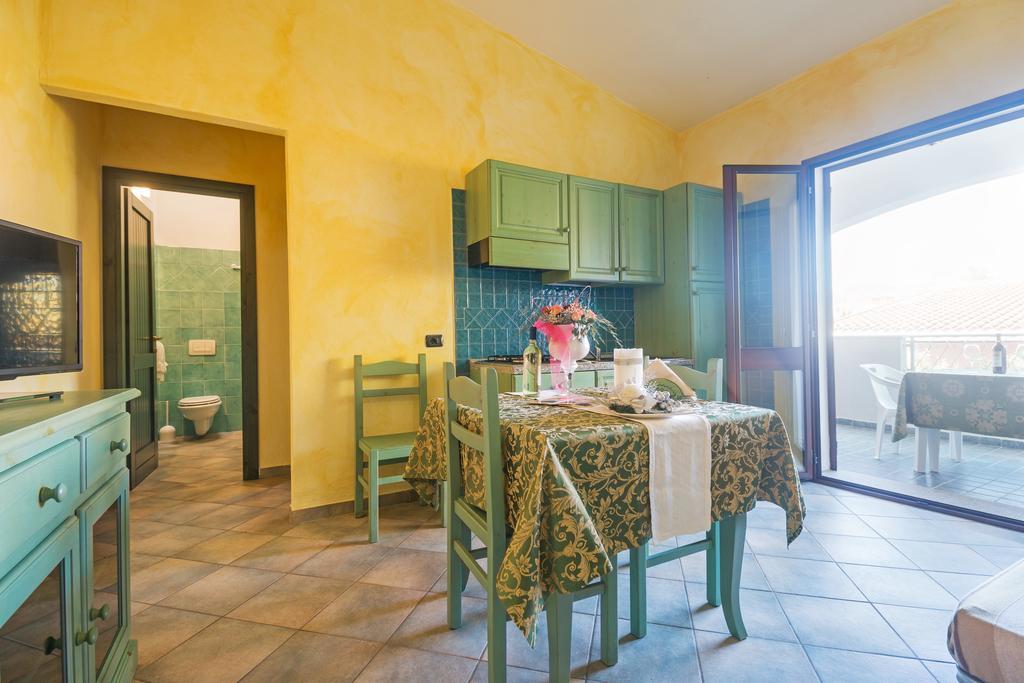 Albergo Residenziale Gli Ontani Cala Liberotto Εξωτερικό φωτογραφία